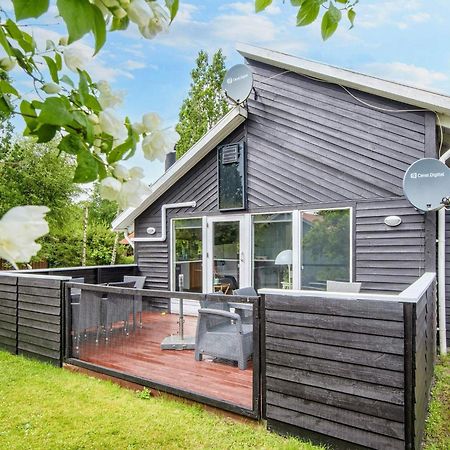 5 Person Holiday Home In Hovborg Exterior photo